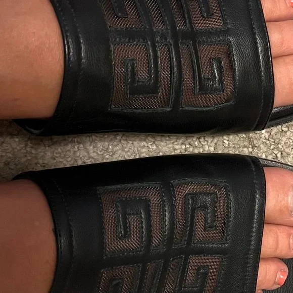 Givenchy 4G Logo Black Slide Sandals - Picture 7 of 8